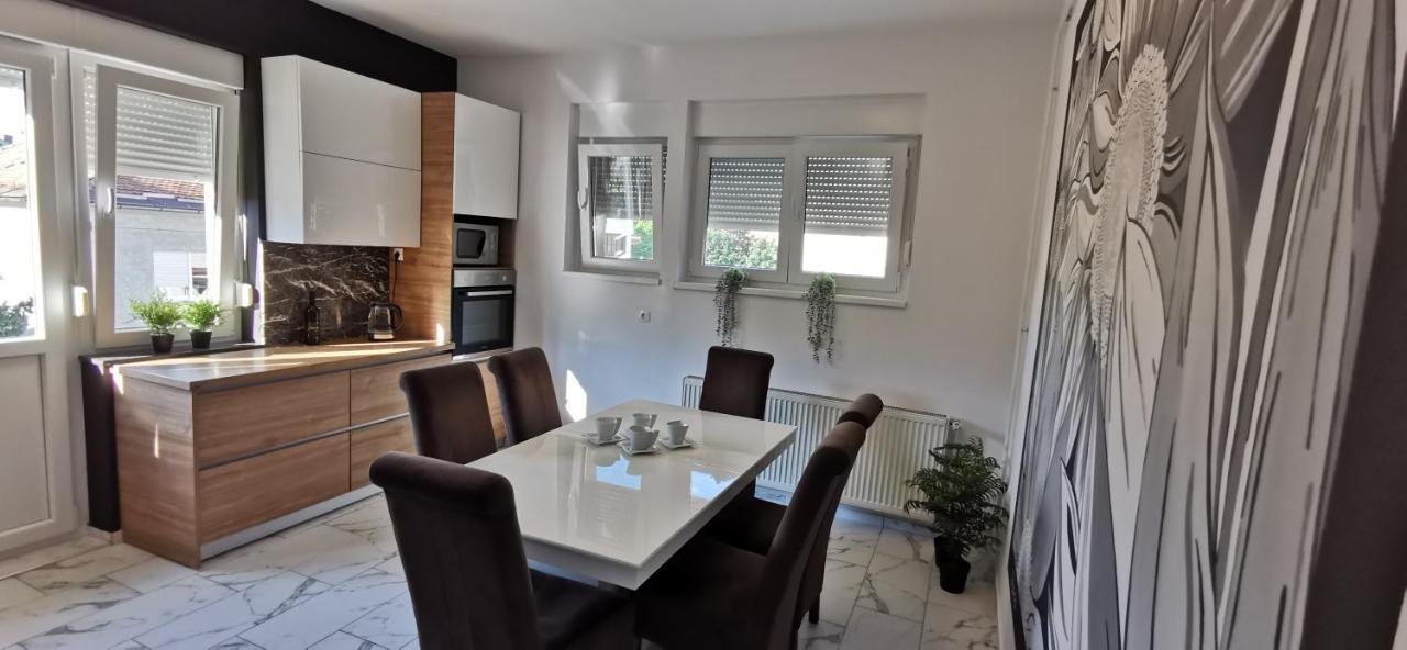 Apartman Wolf Вараждин Екстер'єр фото